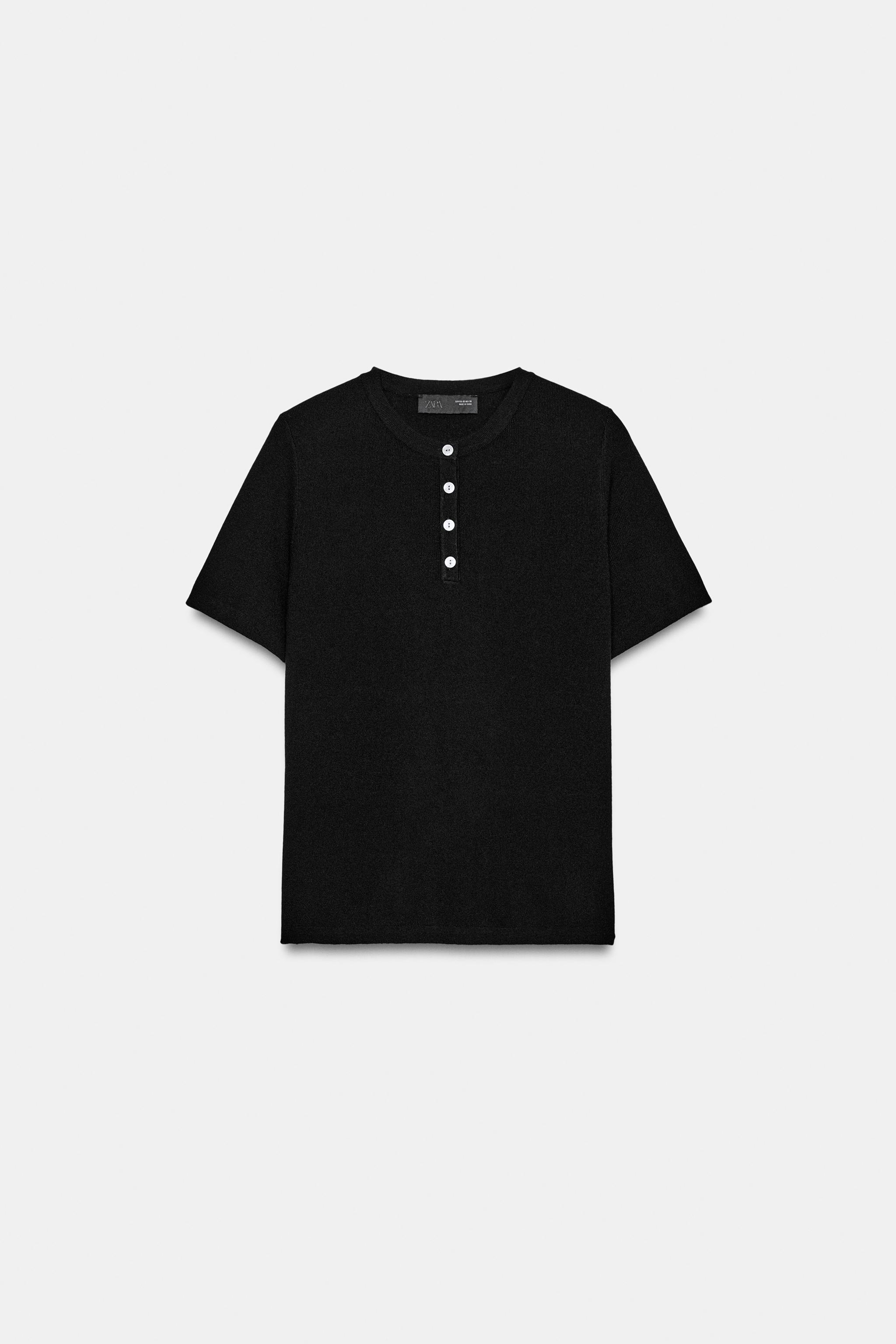 KNIT BUTTON-FRONT TOP